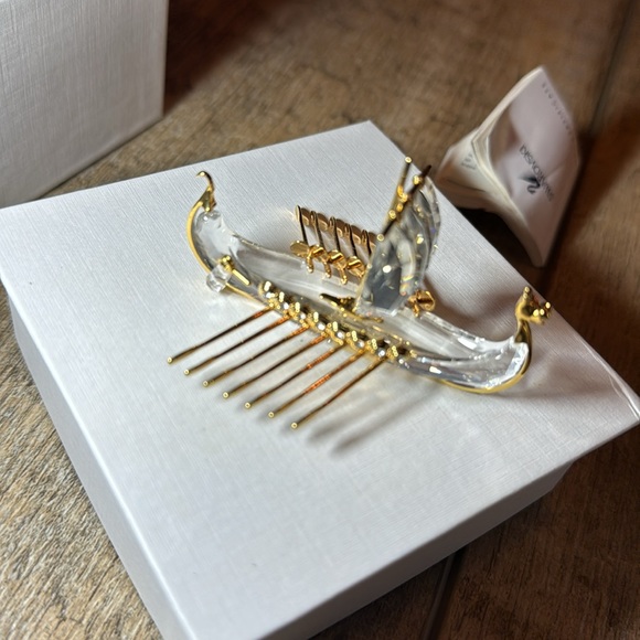 In original box.  Viking ship. Never been displayed. - Picture 5 of 5